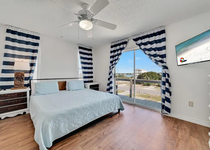 Bikini Bottom West Holiday home